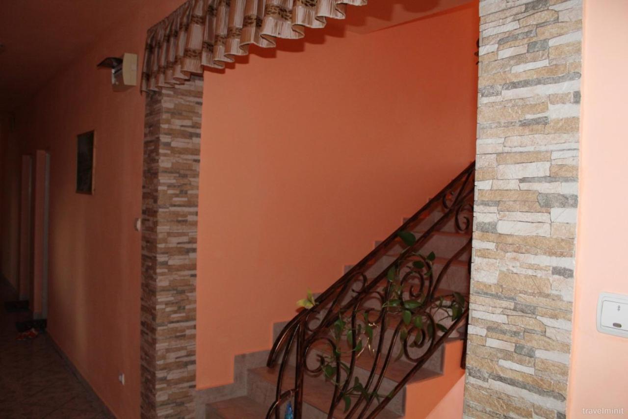 Szasz&Szasz Panzio Bed & Breakfast Gheorgheni  Ngoại thất bức ảnh