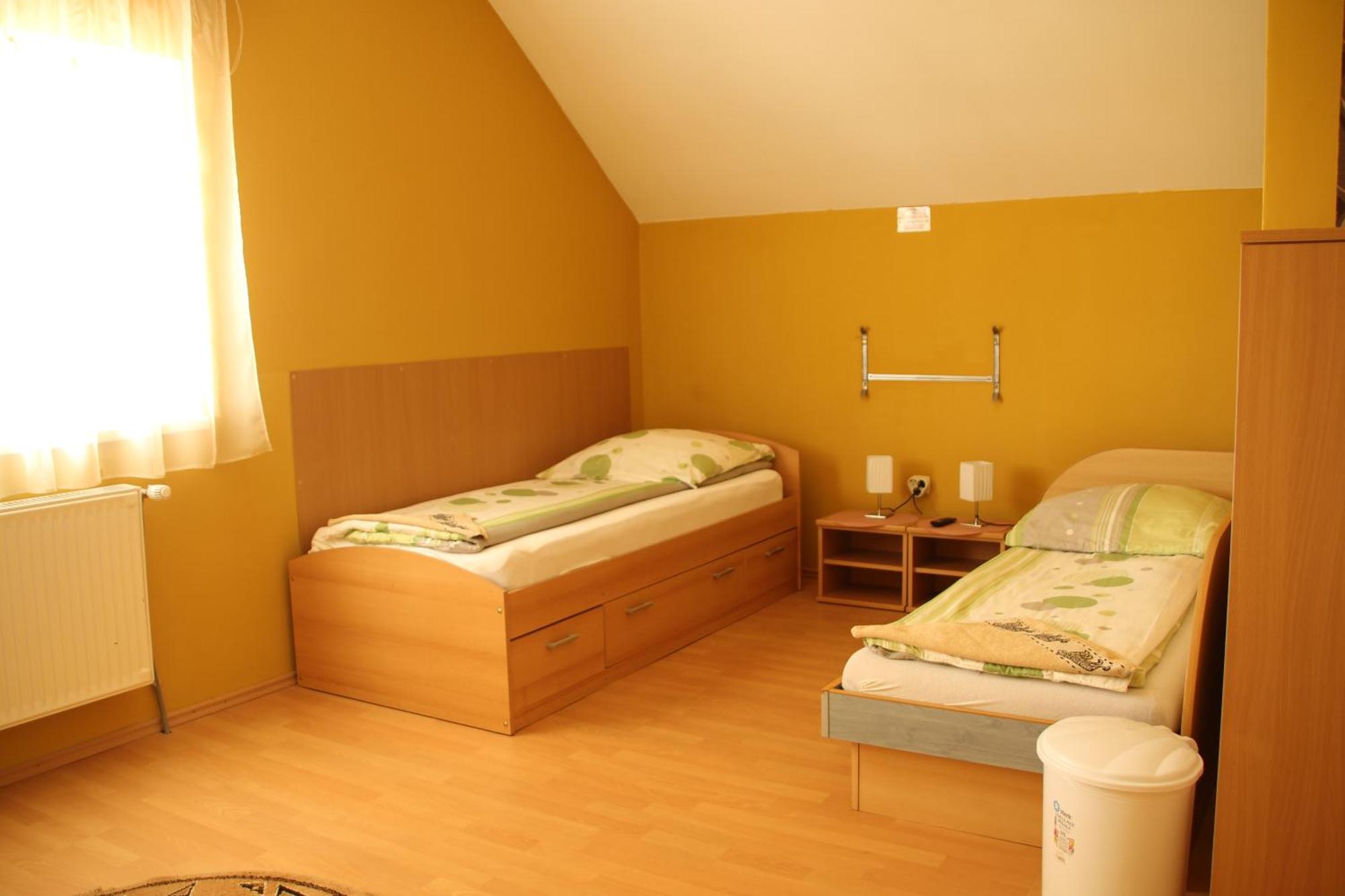 Szasz&Szasz Panzio Bed & Breakfast Gheorgheni  Ngoại thất bức ảnh