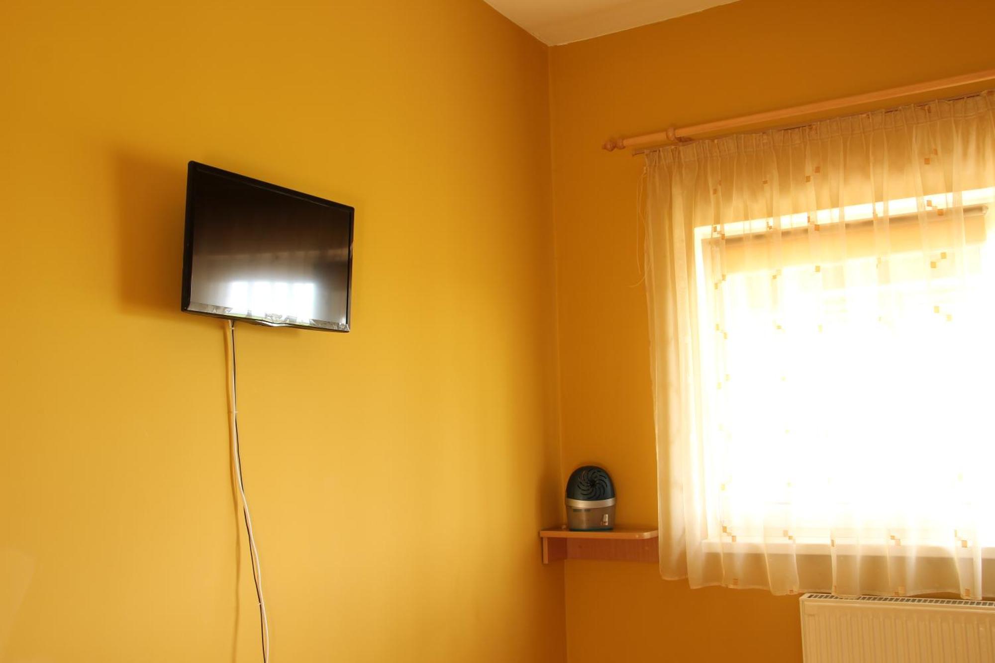 Szasz&Szasz Panzio Bed & Breakfast Gheorgheni  Ngoại thất bức ảnh